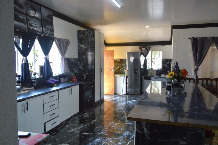 3 Bedroom Property for Sale in Songloed North West